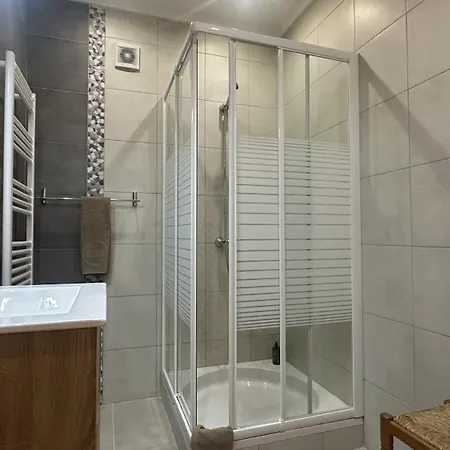 Вилла Figo - Shared Pool - 7 Guests - Картейра