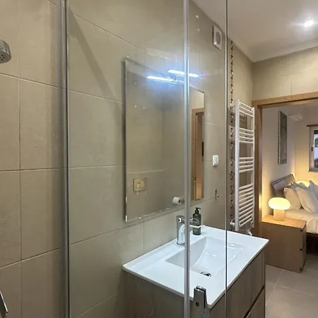Figo - Shared Pool - 7 Guests -