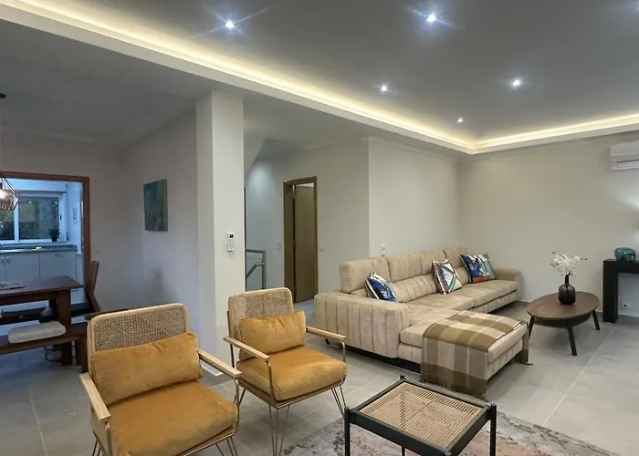 Figo - Shared Pool - 7 Guests - Villa *